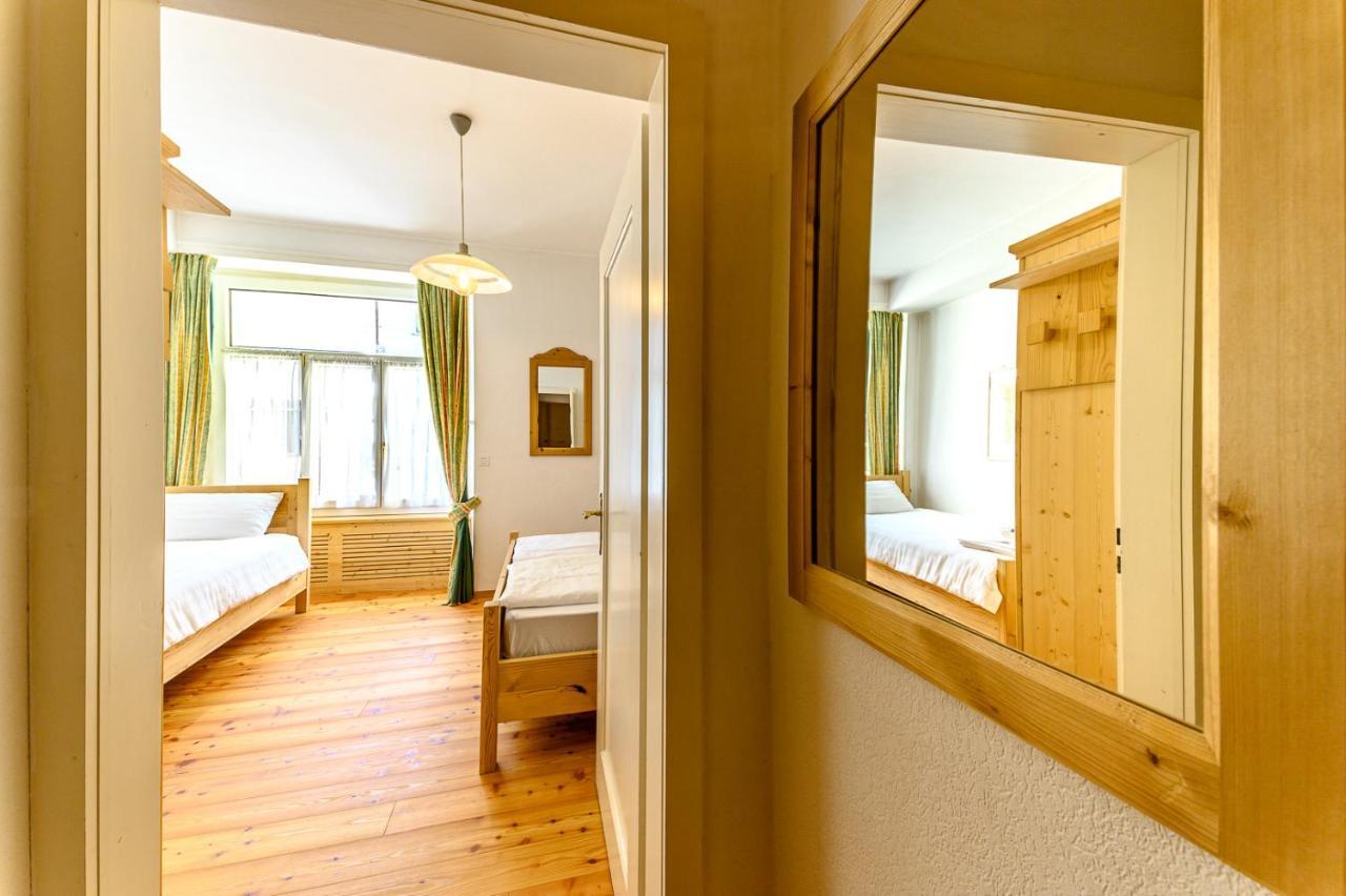 Hotel Centrale, Typically Swiss Poschiavo Kültér fotó