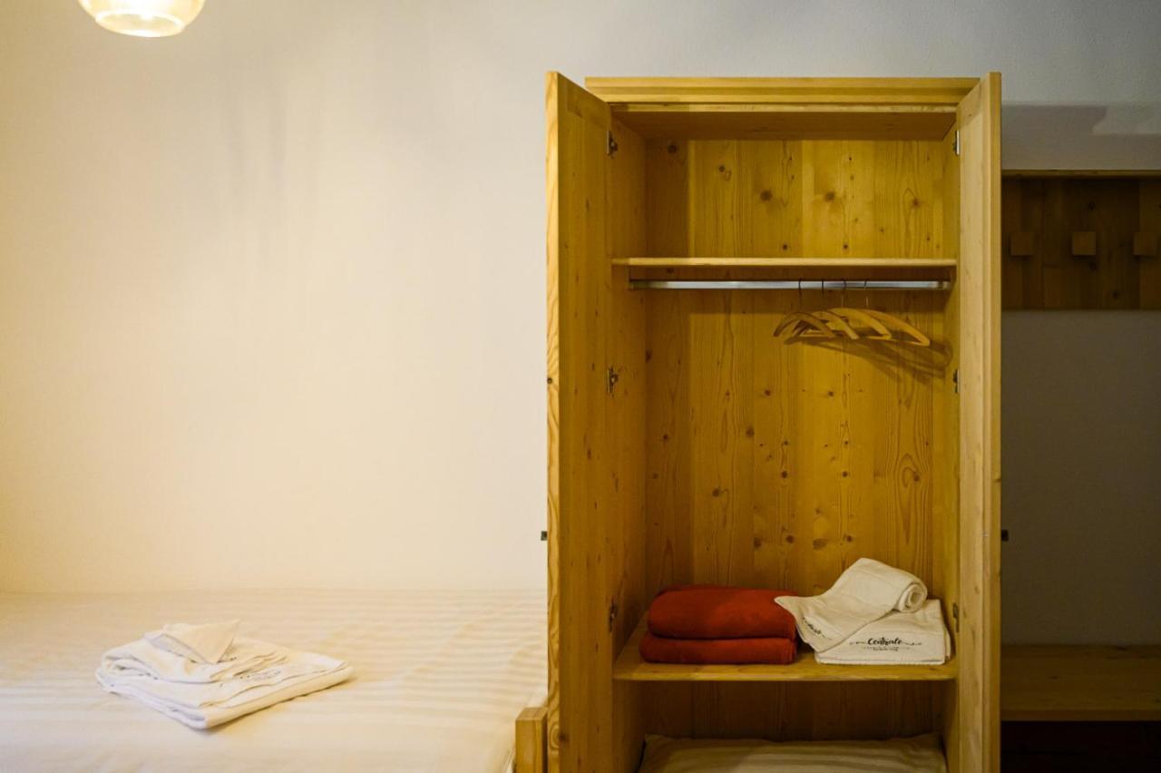 Hotel Centrale, Typically Swiss Poschiavo Kültér fotó