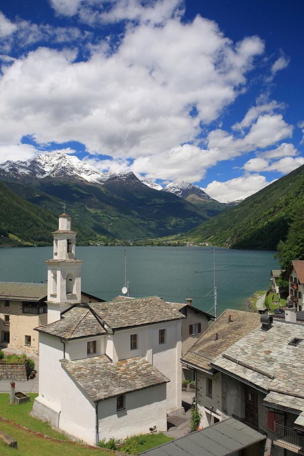 Hotel Centrale, Typically Swiss Poschiavo Kültér fotó